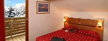 Madame La Crete Du Berger Aparthotel Agnieres en Devoluy
